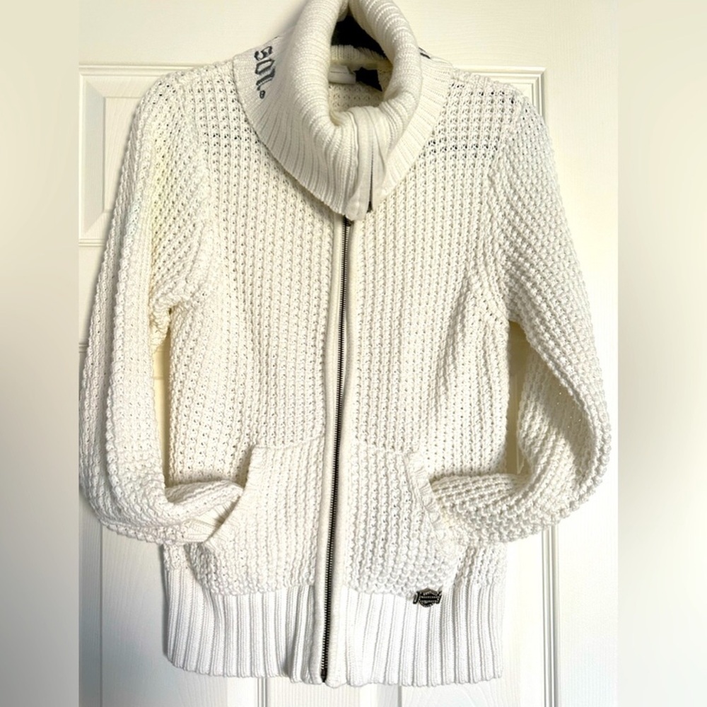 Beautiful Harley Davidson sweater